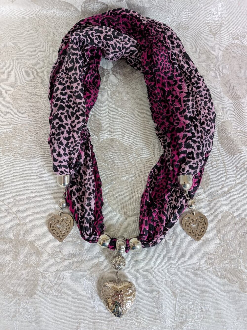 BOHO Scarf Necklace Heart Pendant Purple Leopard Print - Picture 2 of 6